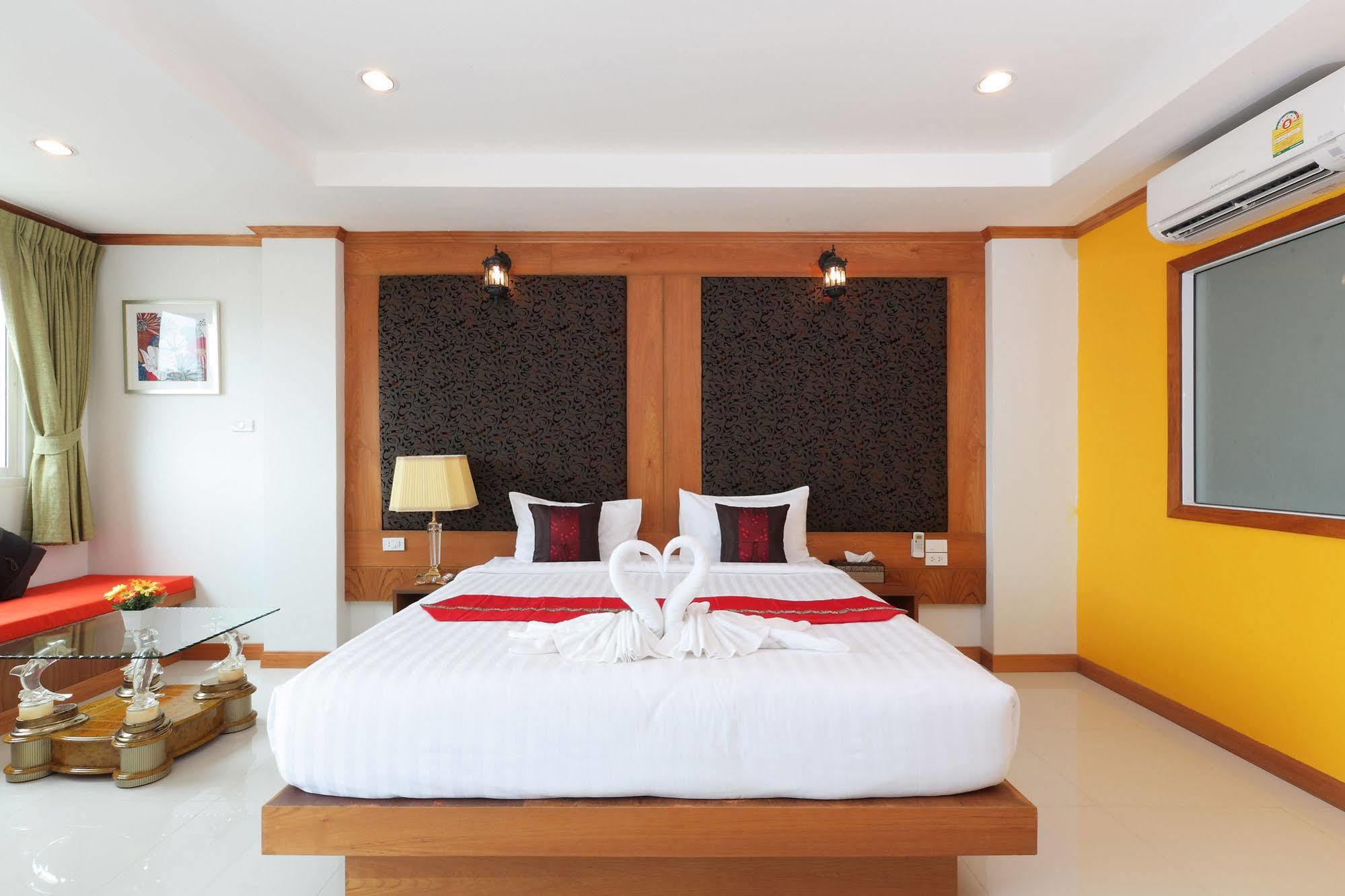 A Casa Di Luca Hotel Patong Eksteriør billede